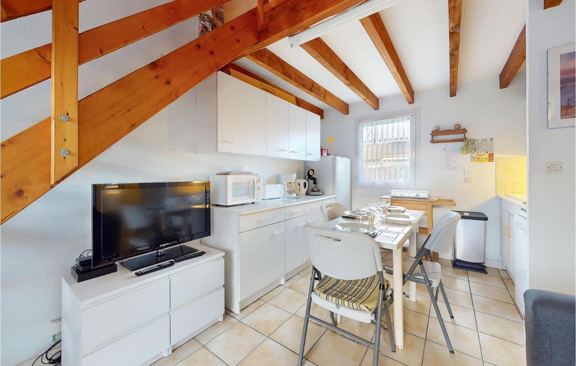 3 Bedroom Beautiful Home In Ronce-Les-Bains Exterior photo